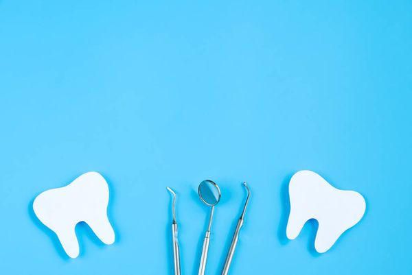 راهنمای جامع کامپوزیت، ارتودنسی،بلیچینگ و لمینت دندان در اصفهان